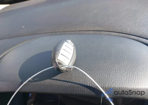 2018 Nissan Pathfinder S z USA, uszkodzony, nr VIN 5N1DR2MM3JC642062